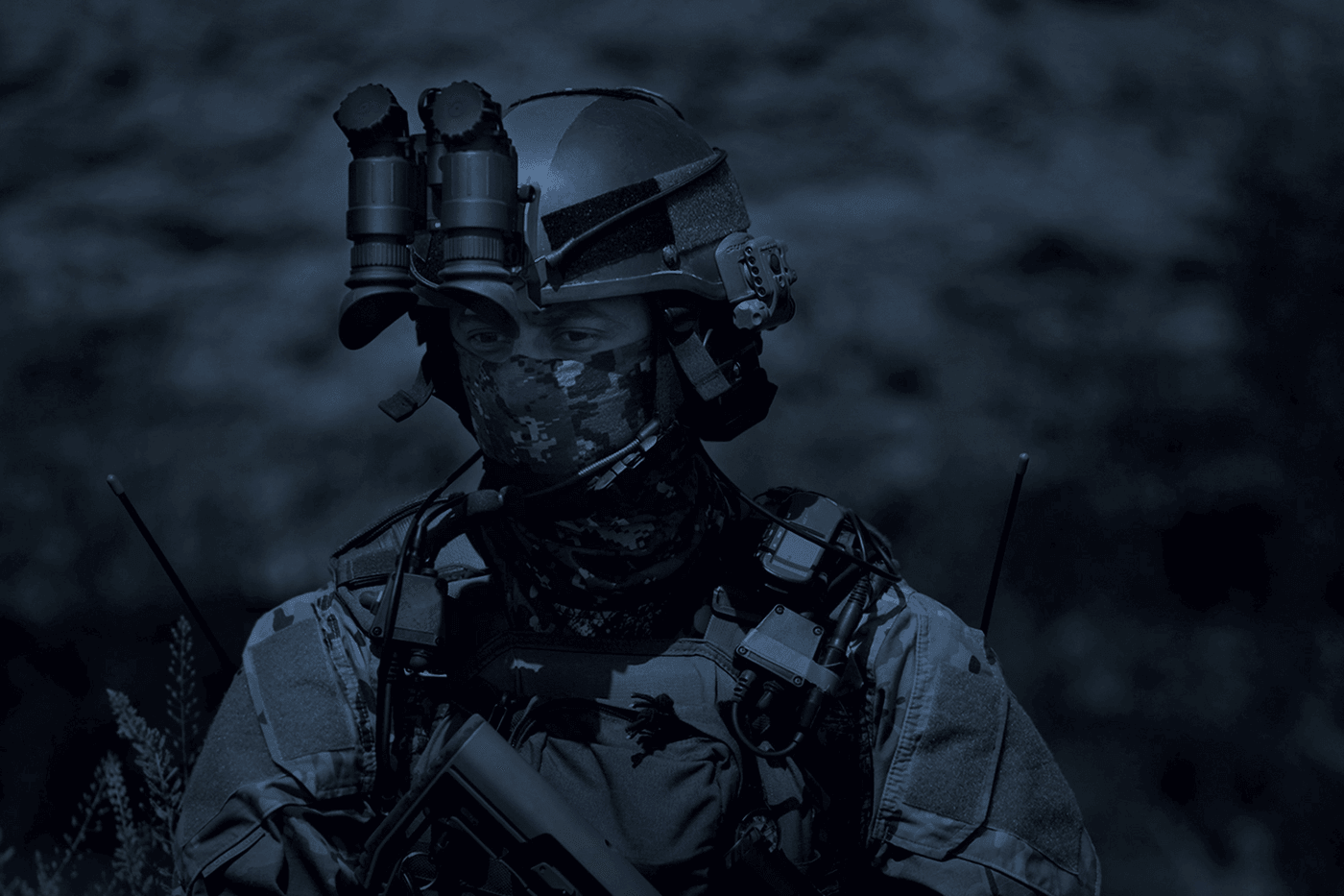 AGM NVG-40 3APW Night Vision Binocular Gen 3 - NVU