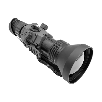High-resolution thermal imaging rifle scope with adjustable lens and control knobs