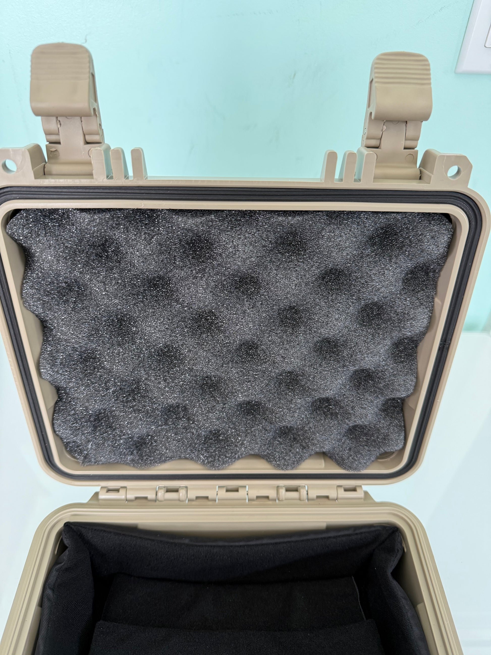 Condition 1 Small 11" Hard Case Empty w/ Dividers - Tan #184 - Night Vision Universe