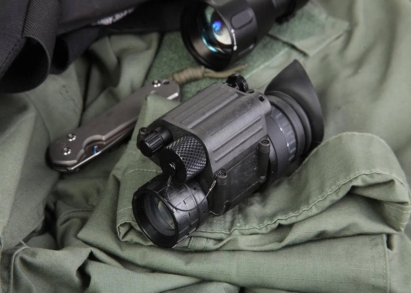 AGM PVS-14 3APW Night Vision Monocular Gen 3 - Night Vision Universe